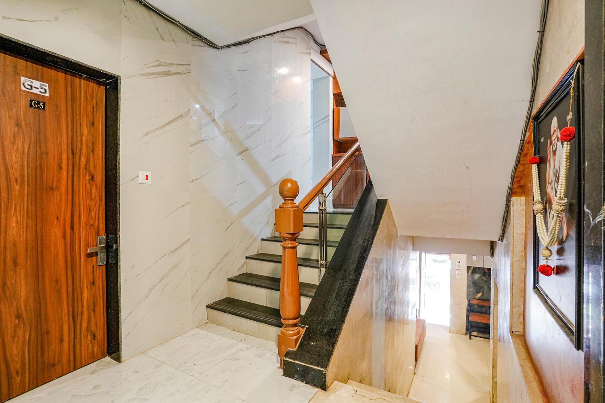 Fabexpress Yatri Inn - Navi Mumbai Turambhe Экстерьер фото