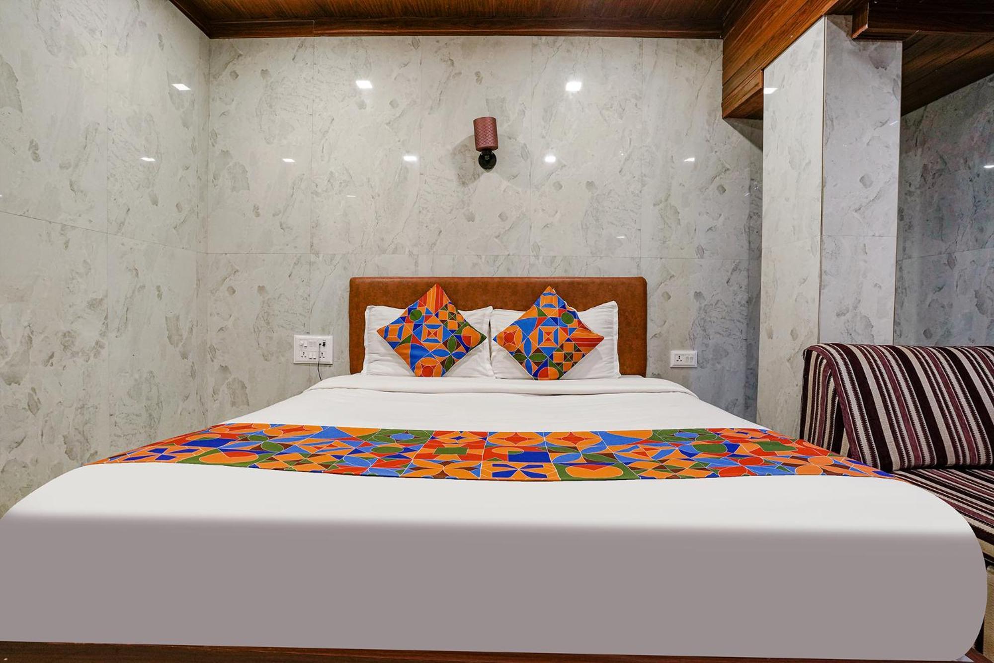 Fabexpress Yatri Inn - Navi Mumbai Turambhe Экстерьер фото