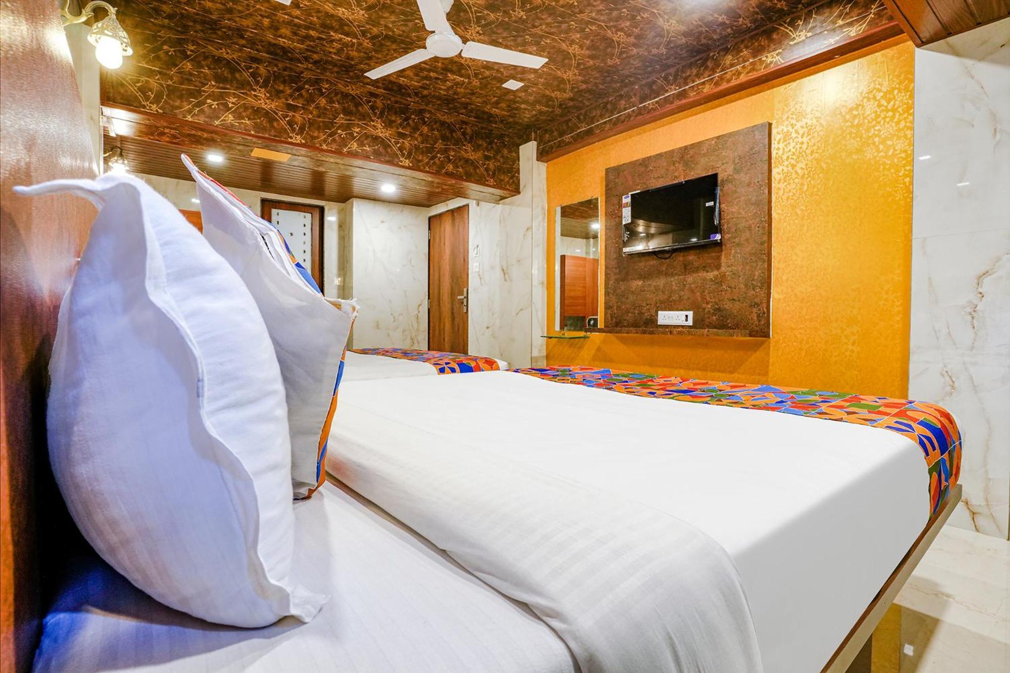 Fabexpress Yatri Inn - Navi Mumbai Turambhe Экстерьер фото